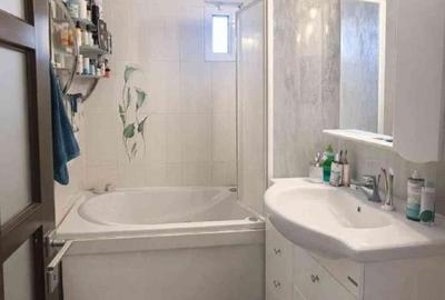 Apartament cu 3 camere semidecomandat, mobilat în Central - 8