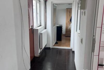 Apartament cu 2 camere decomandat în Bariera Vâlcii - 7