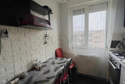 Apartament cu 3 camere decomandat, mobilat în Colentina - 6