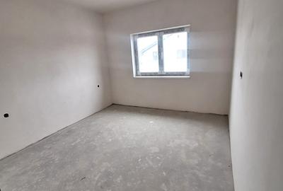 Apartament cu 3 camere decomandat în Șelimbăr - 4