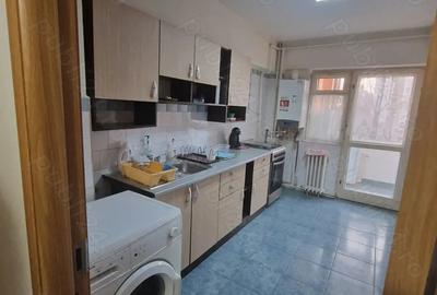 Apartament cu 2 camere nedecomandat în Astra