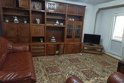 Apartament cu 3 camere decomandat, mobilat în Trivale - 3