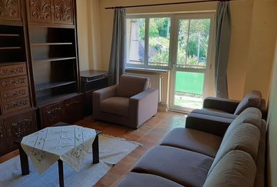 Apartament cu 4 camere decomandat în Ocna Mureș - 2