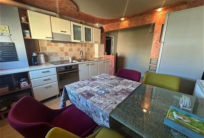 Apartament cu 2 camere semidecomandat, mobilat în Cetate - 3