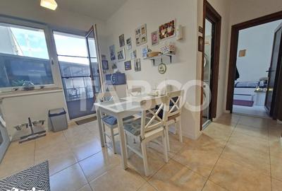Apartament cu 3 camere decomandat, mobilat în Central - 12