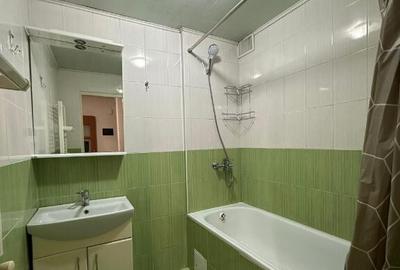 Apartament cu 2 camere decomandat în Astra