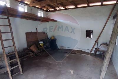 Casă cu 3 camere cu Teren 1361 Mp în Gârdani - 14