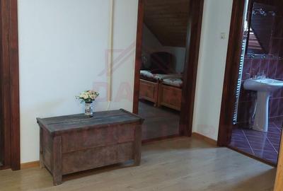 Casă cu 10 camere cu Teren 1000 Mp în Cerbăl - 20