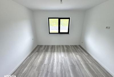 Casă cu 4 camere cu Teren 600 Mp în Bucium - 11