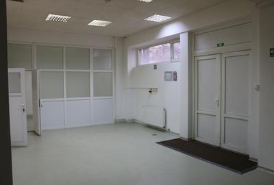 Spatiu comercial cu vitrina Carrefour Felicia