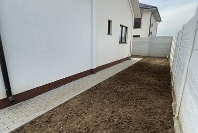 Casă cu 3 camere cu Teren 450 Mp în Central - 9