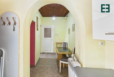 Casă individuală cu 4 camere cu Canalizare în Buziașului - 13