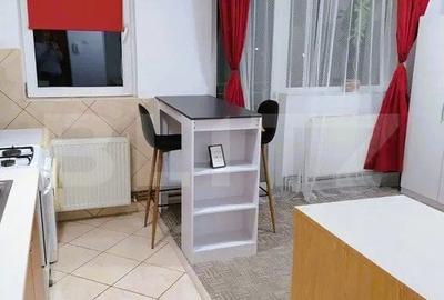Garsoniera de vanzare, 25 mp, etaj intermediar, Marasti