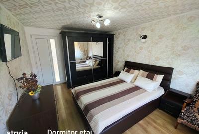 Casă cu 7 camere cu Teren 650 Mp în Central - 9