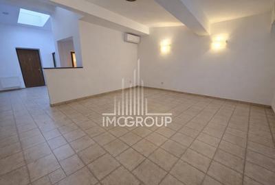 Garsonieră decomandată în Central - 3