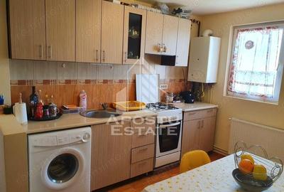 Apartament cu 2 camere semidecomandat în Girocului