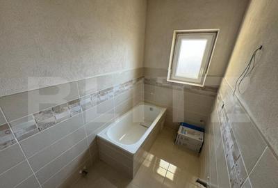 Apartament Tip Casa cu Scara interioara, Curte ?i Garaj - 3