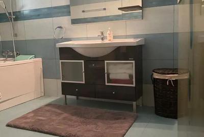 Casă cu 4 camere cu Teren 470 Mp în Elisabetin - 1