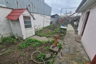 Casa Chercea , sup 600 mp, 5 camere caramida - 1