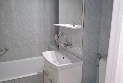 Apartament cu 3 camere semidecomandat, mobilat în Nădlac - 12