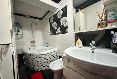 Apartament cu 3 camere decomandat în Bejan - 4