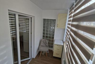 Apartament cu 3 camere decomandat în Eremia - 5