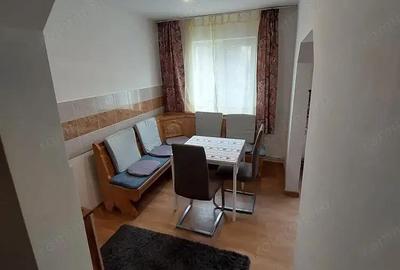 Apartament 3 camere cf nedecomandat etajul 2 de vanzare