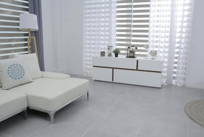 Apartament cu 3 camere decomandat în Berceni - 1