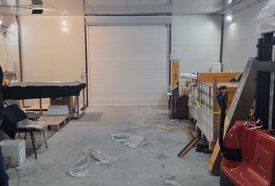 Km5!!! Hala 200 mp și Birouri 45mp - 2