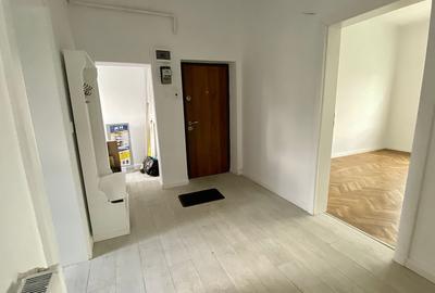 Apartament cu 2 camere decomandat în Central - 6