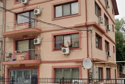 Apartament cu 3 camere semidecomandat, mobilat în Iancului