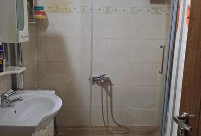 Casă cu 4 camere cu Teren 157 Mp în Central - 7