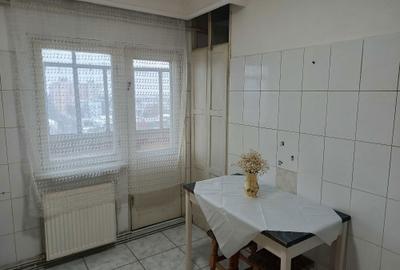 Apartament cu 2 camere decomandat în Central - 2