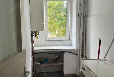 Privat, vand apartament 3 camere, str. Neptun, et. 2 4 Privat, vand apartament 3 camere, str. Neptun, et. 2 4 - 7