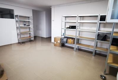 Apartament cu 2 camere semidecomandat, mobilat în Florești