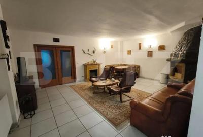 Spațiu comercial, de 1,600 mp, în Central - 12