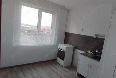 Garsonieră decomandată în Astra - 5