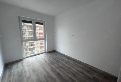 Apartament cu 2 camere decomandat în UTA - 11