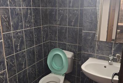 Militari - Orsova, decomandat, etaj 2/4, 76 mp., an c-tie 1989, centrala termica Militari - Orsova, decomandat, etaj 2/4, 76 mp., an c-tie 1989, centrala termica - 17