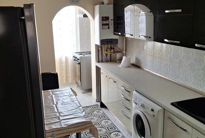 Inchiriez apartament 3 camere - 5