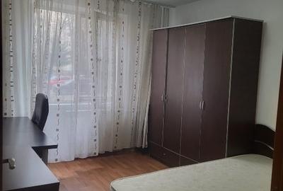 Apartament cu 4 camere decomandat în Crângași - 1