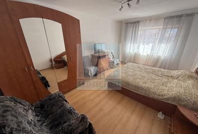 Apartament cu 4 camere decomandat în Răcădău - 6