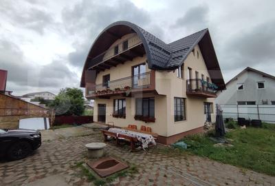 Ocazie! Doua case individuale in aceeasi curte in Radauti - 1