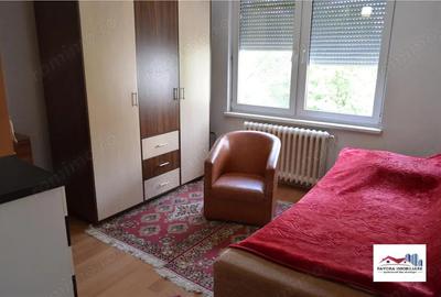 Apartament cu 3 camere decomandat în Tudor - 3