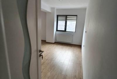 Apartament cu 3 camere decomandat în Universitate - 18