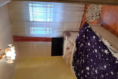 Vand ap.4 in Adjud ,BN. cam.2 bai 2 balcoane 2 ,3 3 cu acoperi? ,pod inchis ?i boxa subsol..
