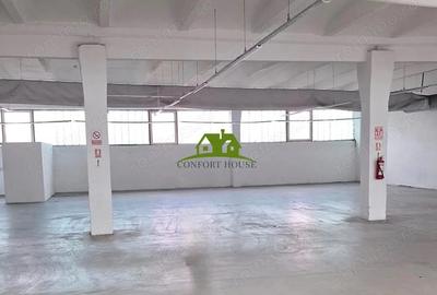 Spațiu comercial, de 2,400 mp, în Central - 18