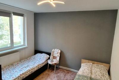 Apartament cu 3 camere decomandat în Dărmănești - 2