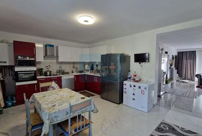 Casă cu 5 camere cu Canalizare în Satu Nou de Sus - 12