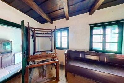 Casă cu 3 camere în Trei Sate - 2